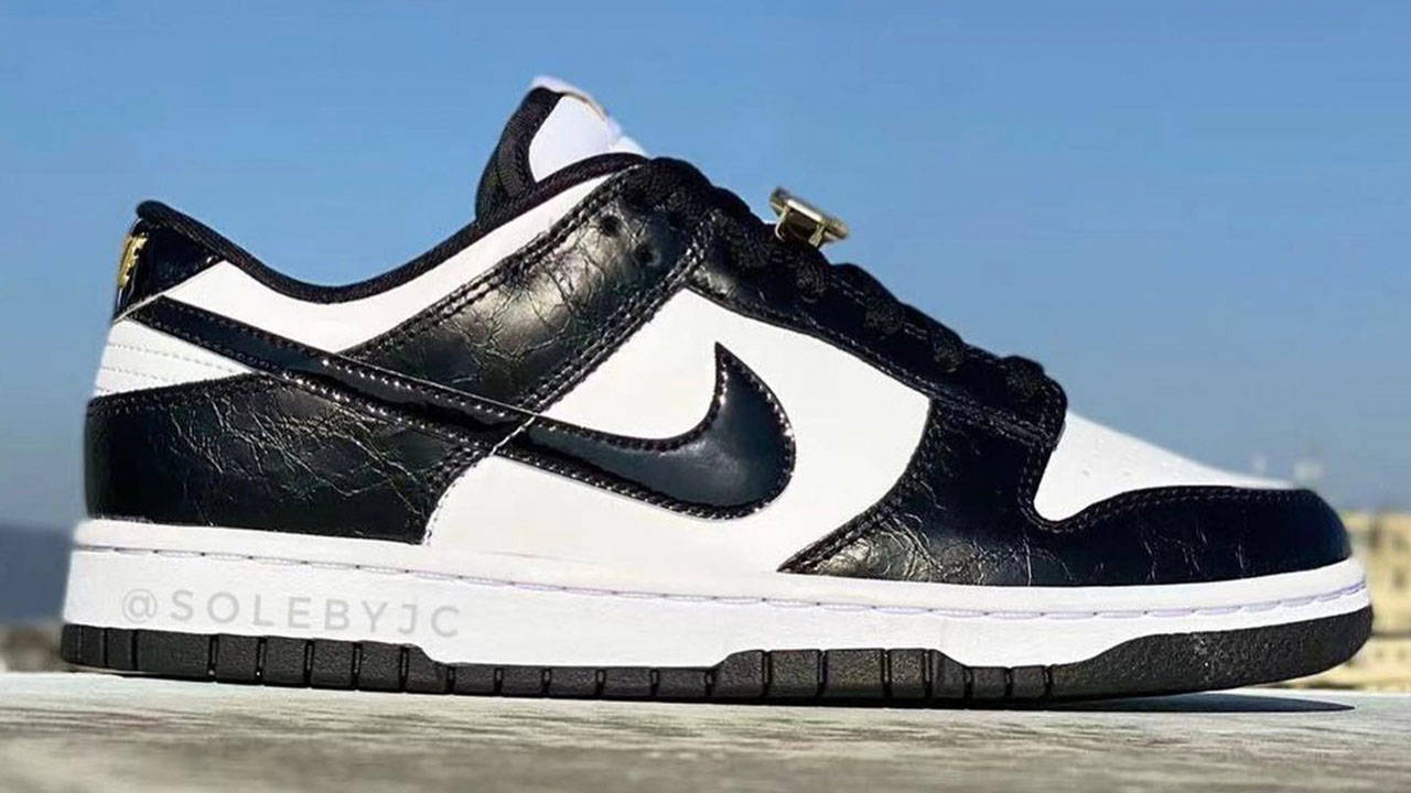 Nike Dunk Low "Panda 2.0"