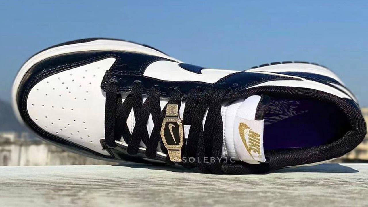 Nike Dunk Low "Panda 2.0"