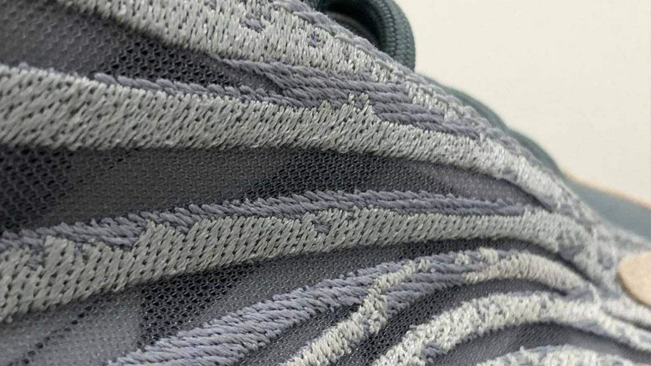 Yeezy QNTM "Mono Carbon"