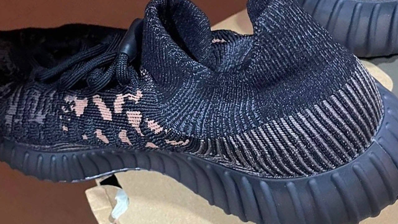 Yeezy Boost 350 V2 CMPCT "Slate Carbon"