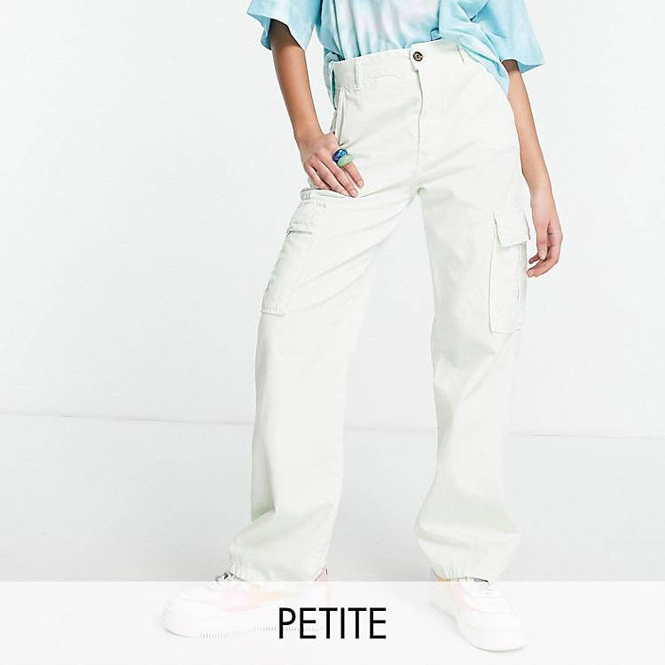 Stradivarius STR Petite Straight Leg Cargo Trouser