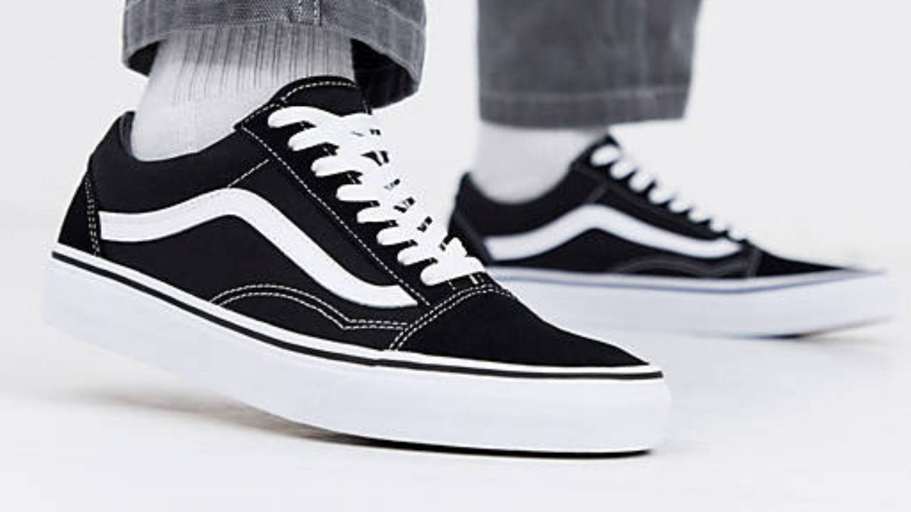 24151161-1-black