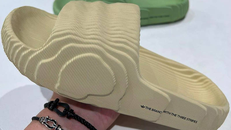 adidas Adilette 22 Slides Cream Side 2