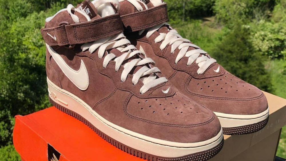Image via ervinshoes AF1 Chocolate 2