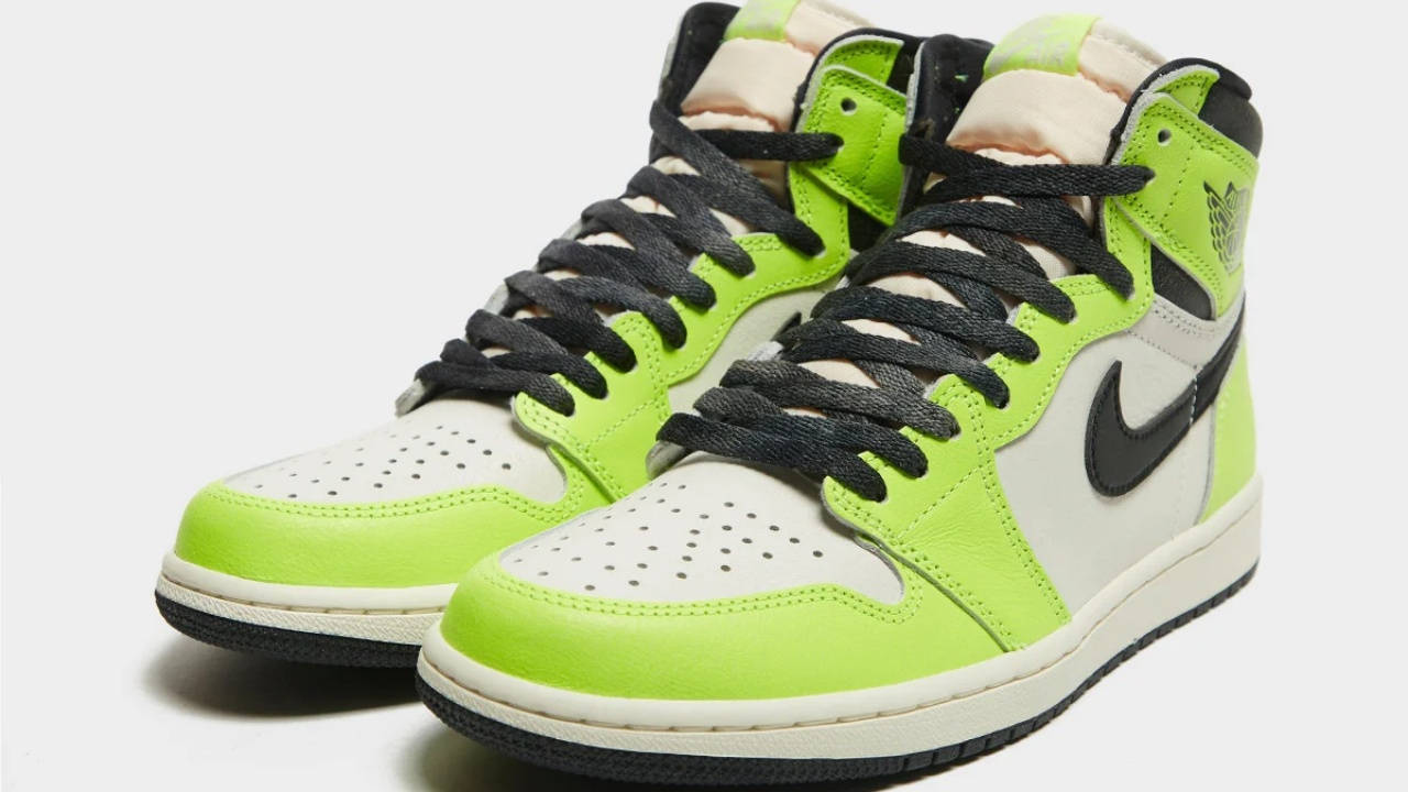 Air Jordan 1 High OG Volt 2