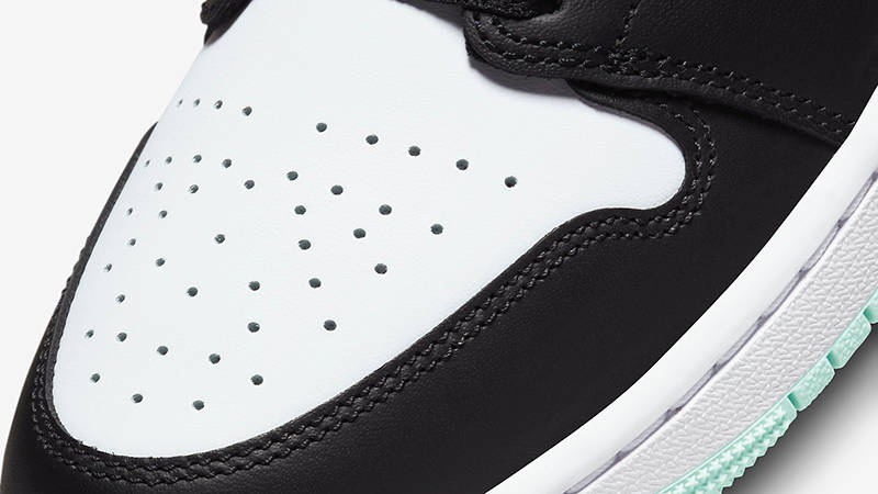 Air Jordan 1 Low Supernova Detail