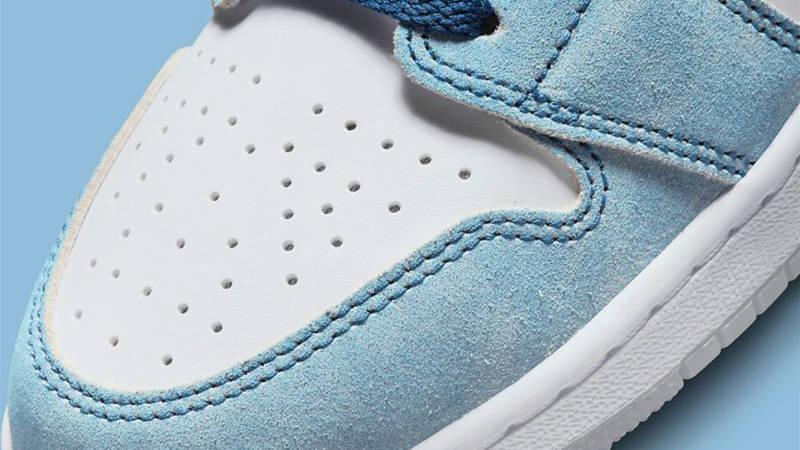 Air Jordan 1 Mid White Blue Red Detail