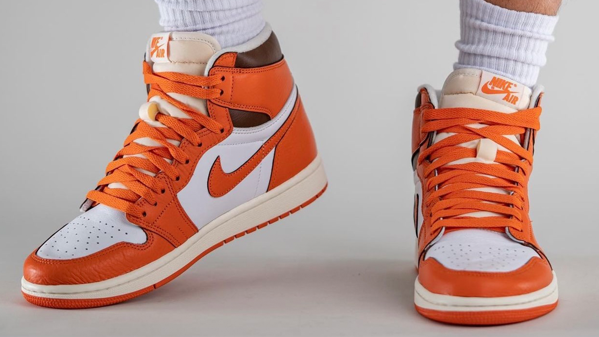 Air Jordan 1 High OG Starfish