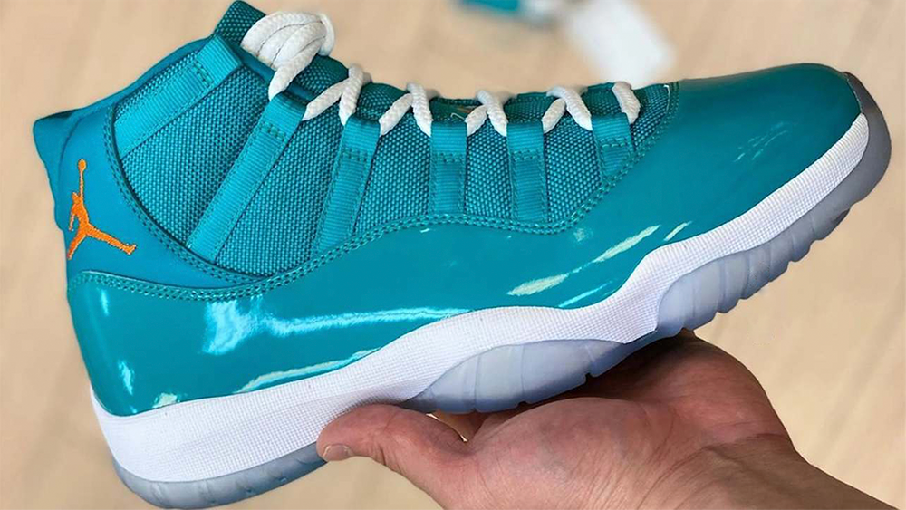 Image via ct_1123 Air Jordan 11 Miami PE Feature