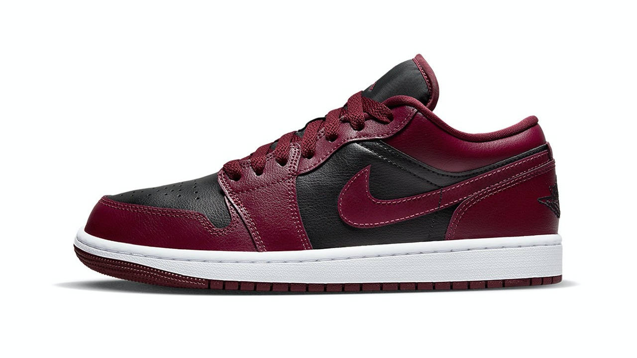 AJ1 Low Maroon 1