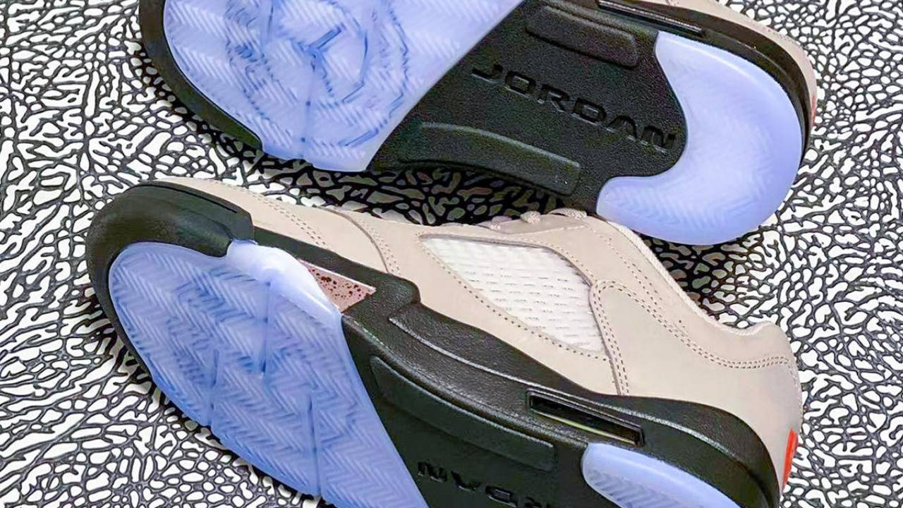 AJ5 Low PSG 3