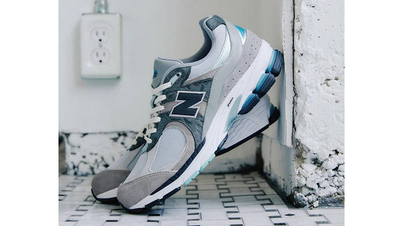 atmos x New Balance 2002R Shibuya Rat M2002RAT Side 2