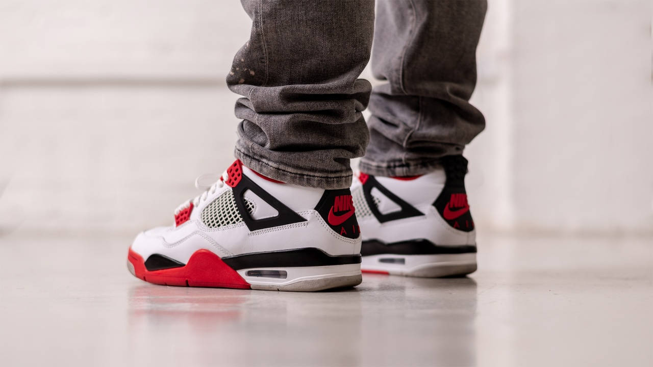 Discover Air Jordan 4 8