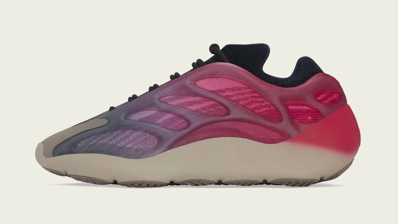 Yeezy 700 V3 "Fade Carbon"