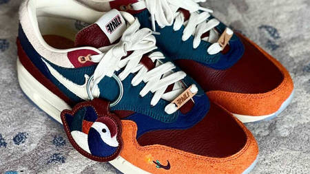 Mixed Materials Make Up the Kasina x Nike Air Max 1 Mixed Materials Make Up the Kasina x Nike Air Max 1