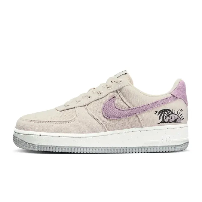 Nike air force 1 best sale smiley women's