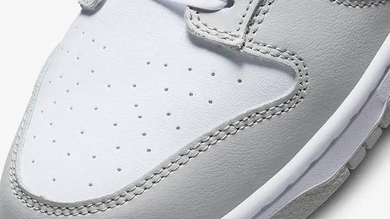 Nike Dunk Low SE Lottery Ivory Black DR9654-100 toebox