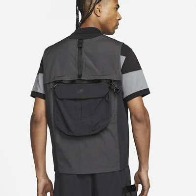 Nike Sportswear Tech Pack Unlined Gilet Black bacl
