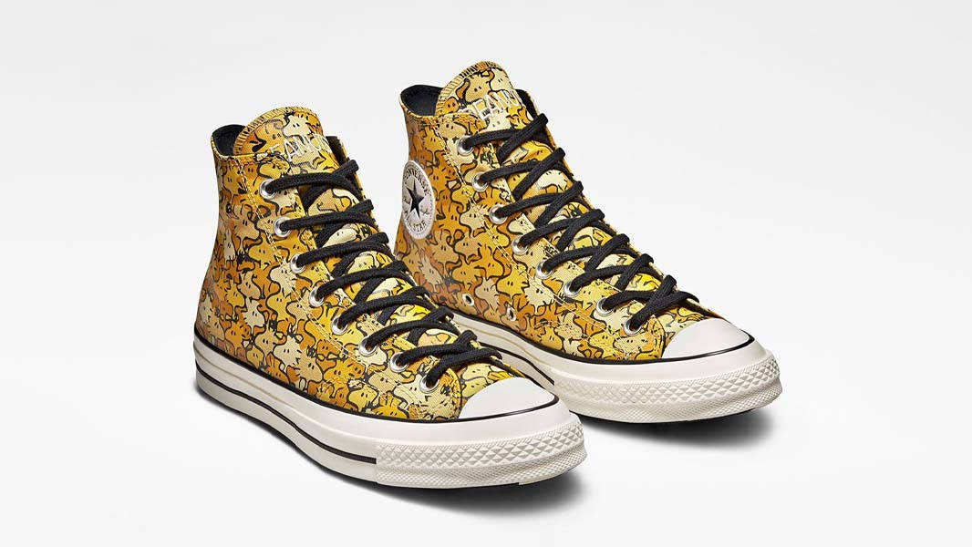 Peanuts x Converse Chuck 70 Woodstock Front