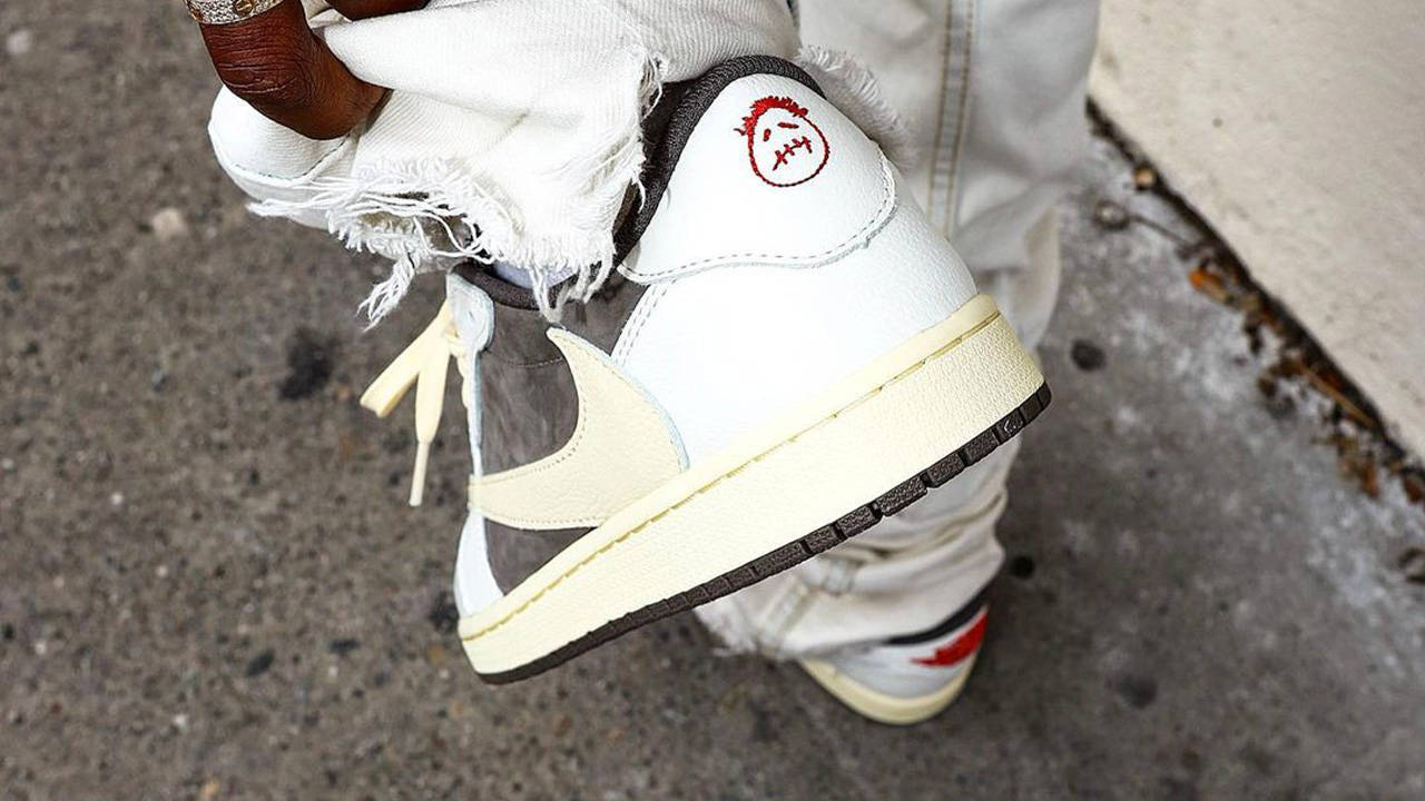 Travis Scott x Air Jordan 1 Low "Reverse Mocha"