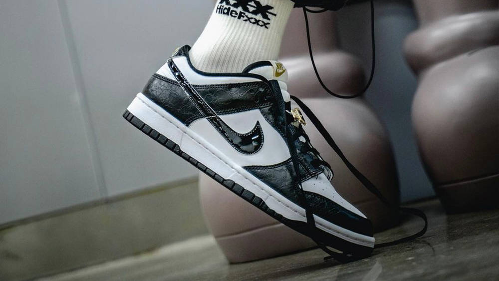 Nike Dunk Low "Panda 2.0"
