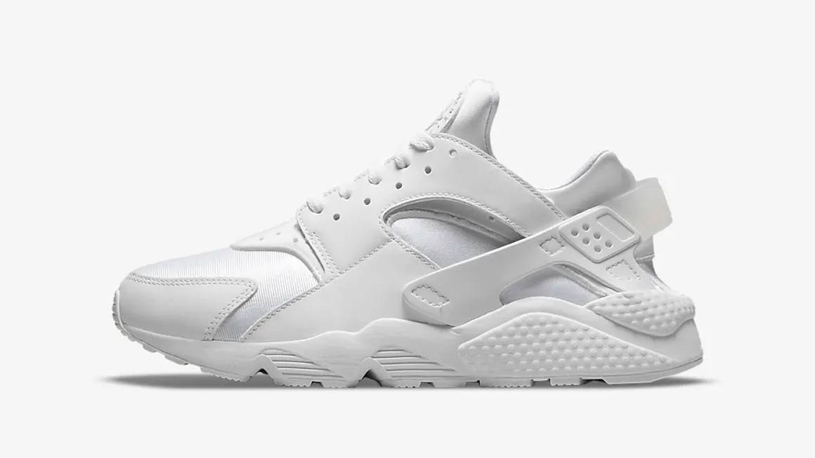 7 Truly "Triple White" Nike Trainers to Add to Your Collection This Summer!