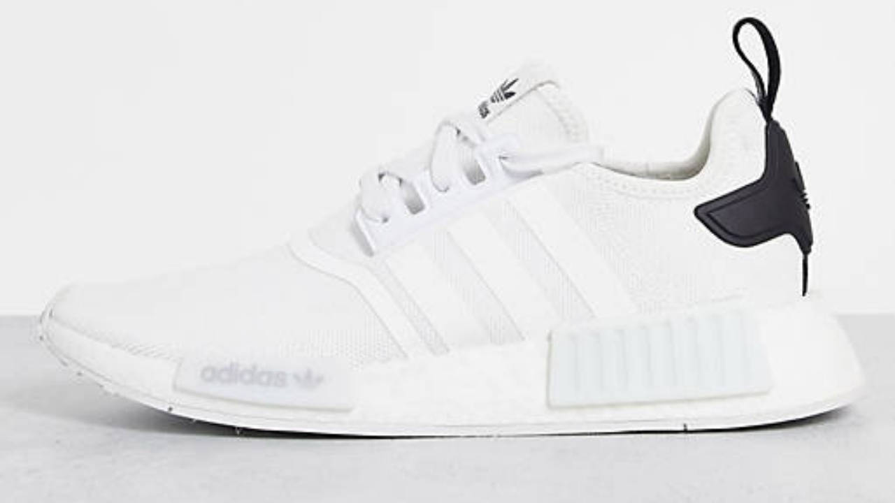 201384755-1-white