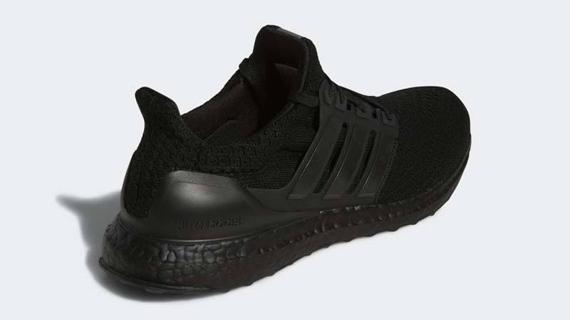 addias Ultra Boost 5 DNA Triple Black Back