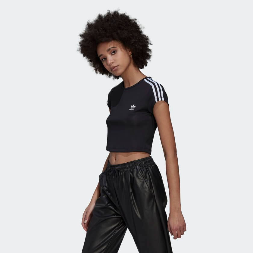 Adicolor_Classics_Crop_3-Stripes_T-Shirt_Black_HM4710_21_model