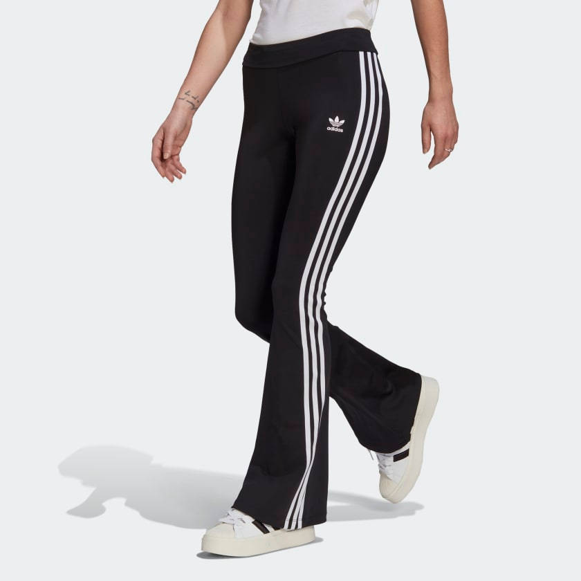 Adicolor_Classics_Flared_Leggings_Black_HM2139_21_model