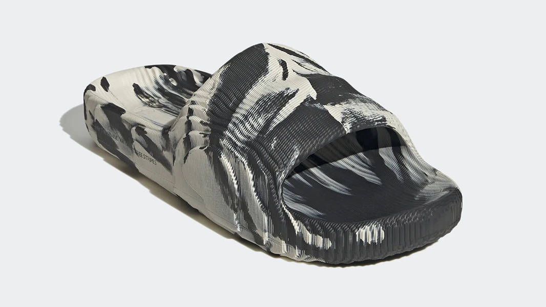 adidas Adilette 22 Slides Carbon Aluminium