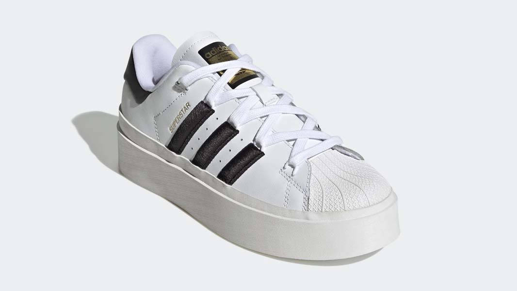 Platform deals adidas superstar