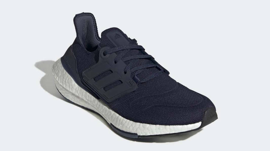 adidas Ultra Boost 22 Collegiate Navy Front