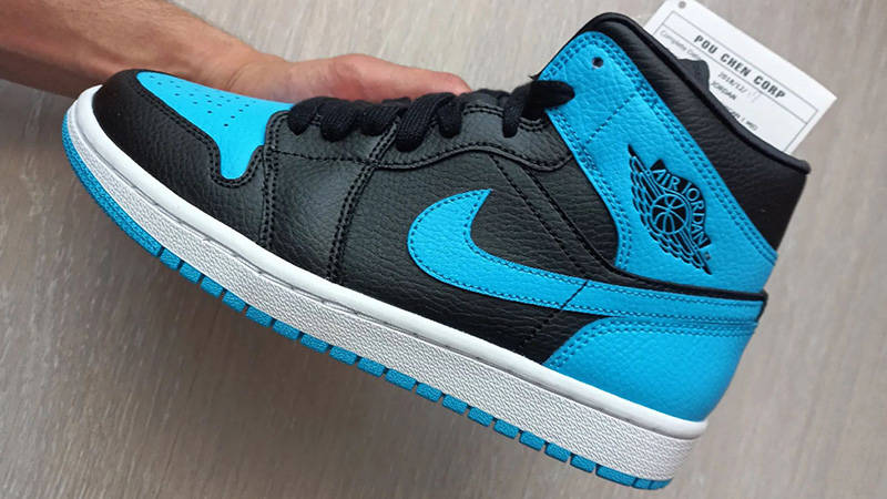 Air Jordan 1 High OG Black UNC
