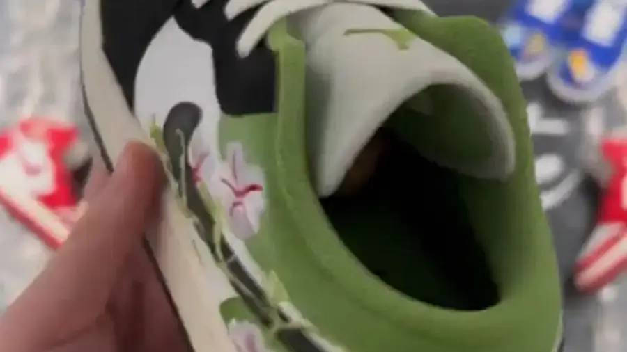 Air Jordan 1 Low Blossom inner