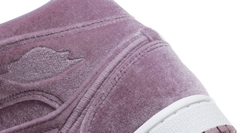 Air Jordan 1 Mid Mauve Detail 2
