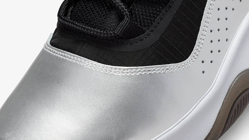 Air Jordan 11 CMFT Low Metallic Silver Black DV2629-001 Detail
