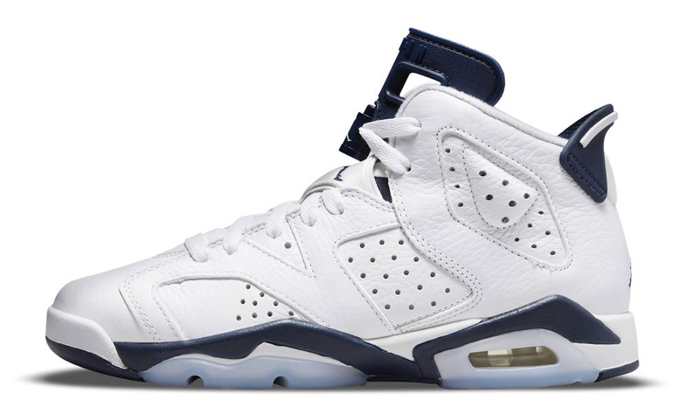 Retro 6 store white and black