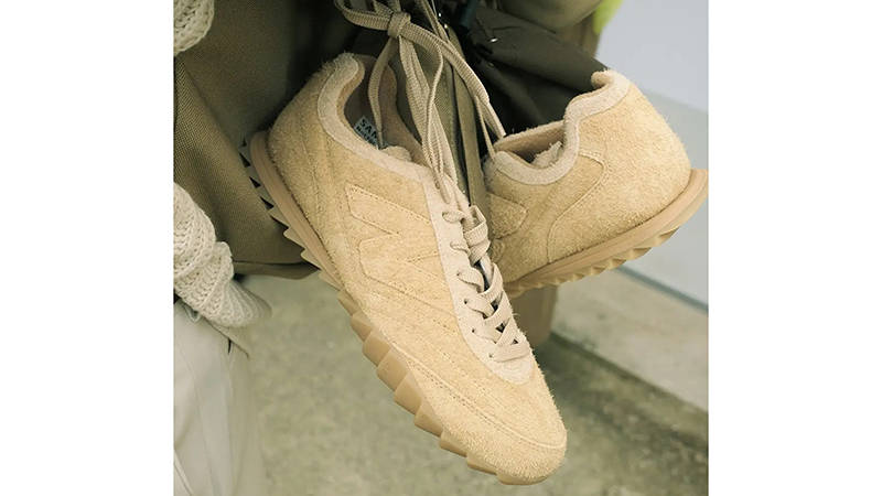 AURALEE × New Balance RC30 2023 S-S Beige Side