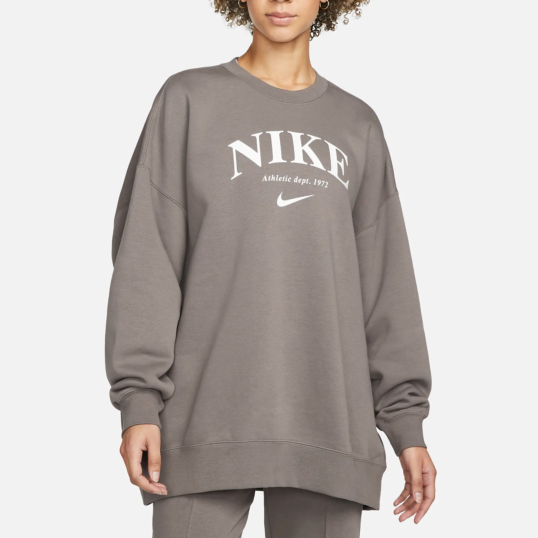 Brown sweatshirt