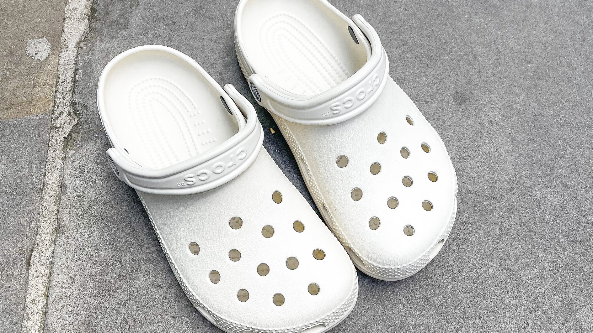 Crocs White
