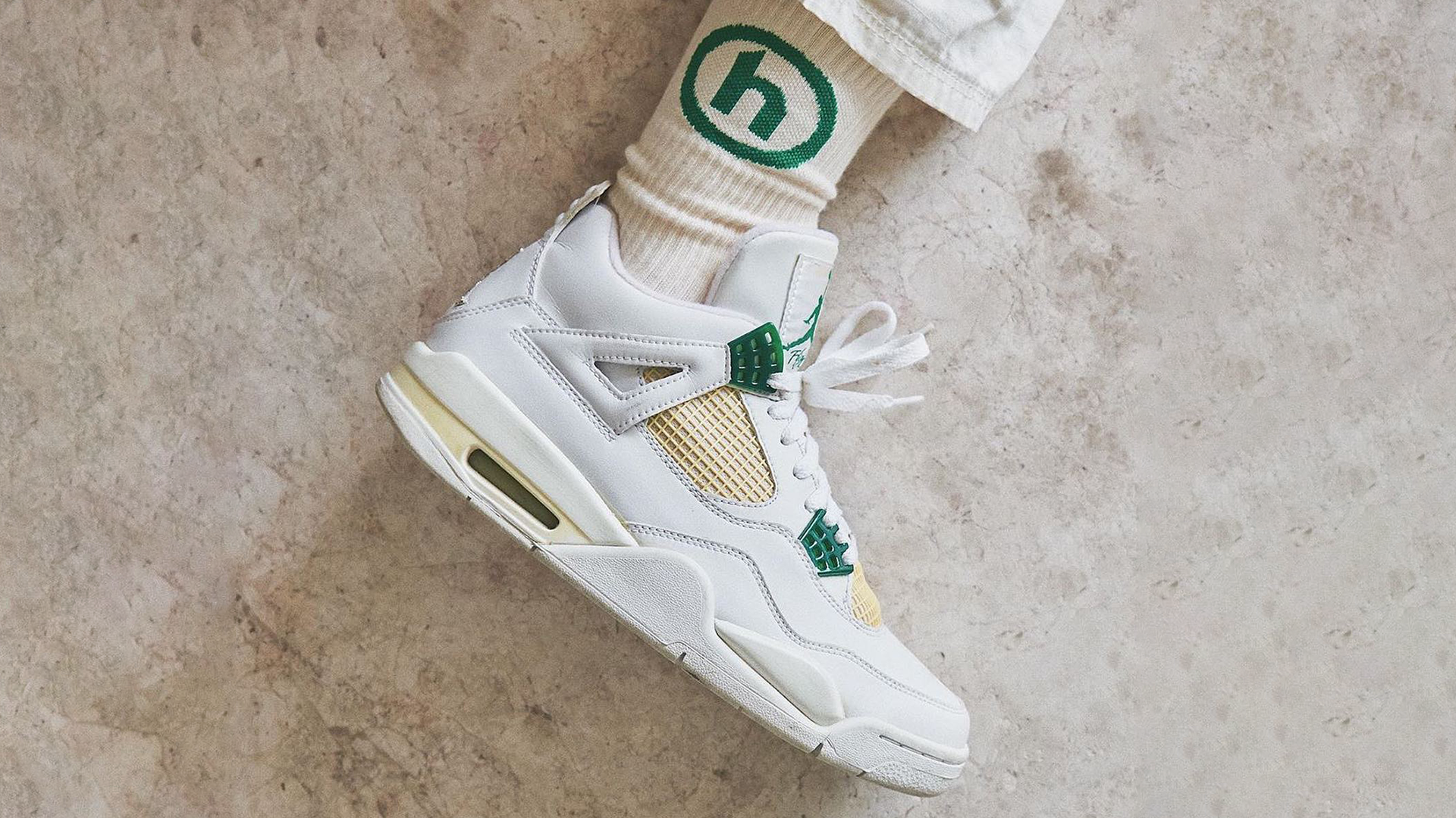 From HIDDEN.NY to JJJJound: How Instagram Mood Boards are Shaping Streetwear
