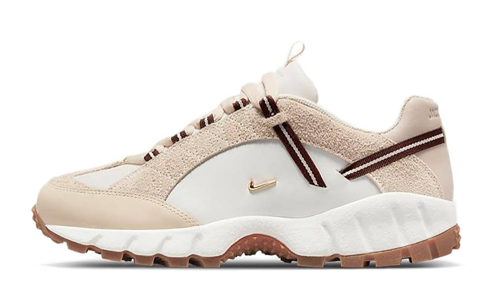 Jacquemus x Nike Air Humara Beige