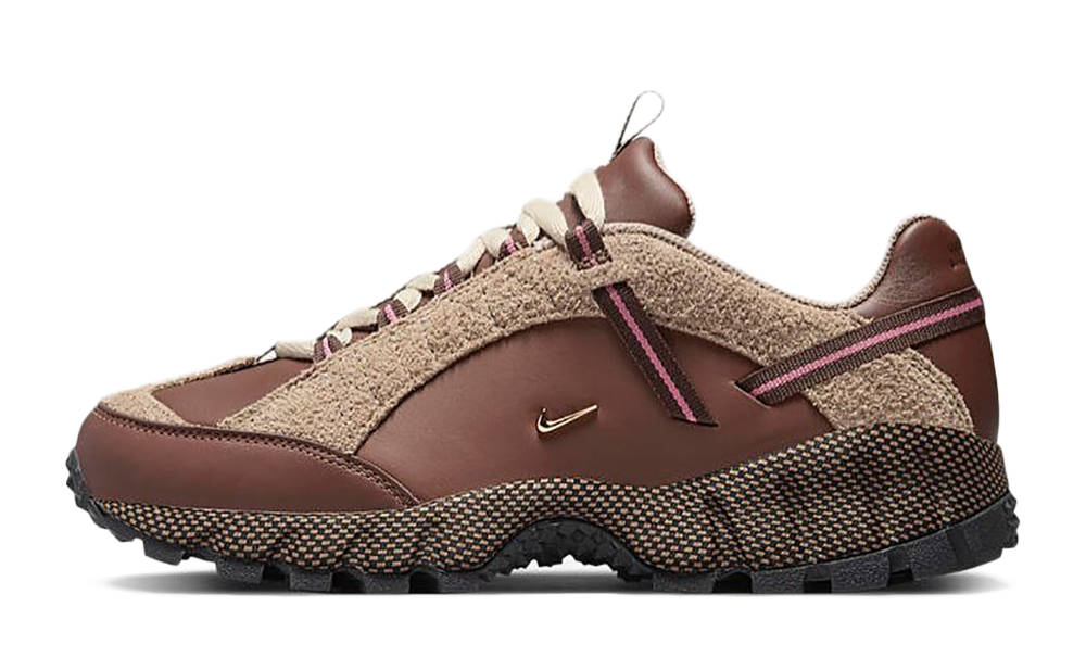 Jacquemus x Nike Air Humara Brown