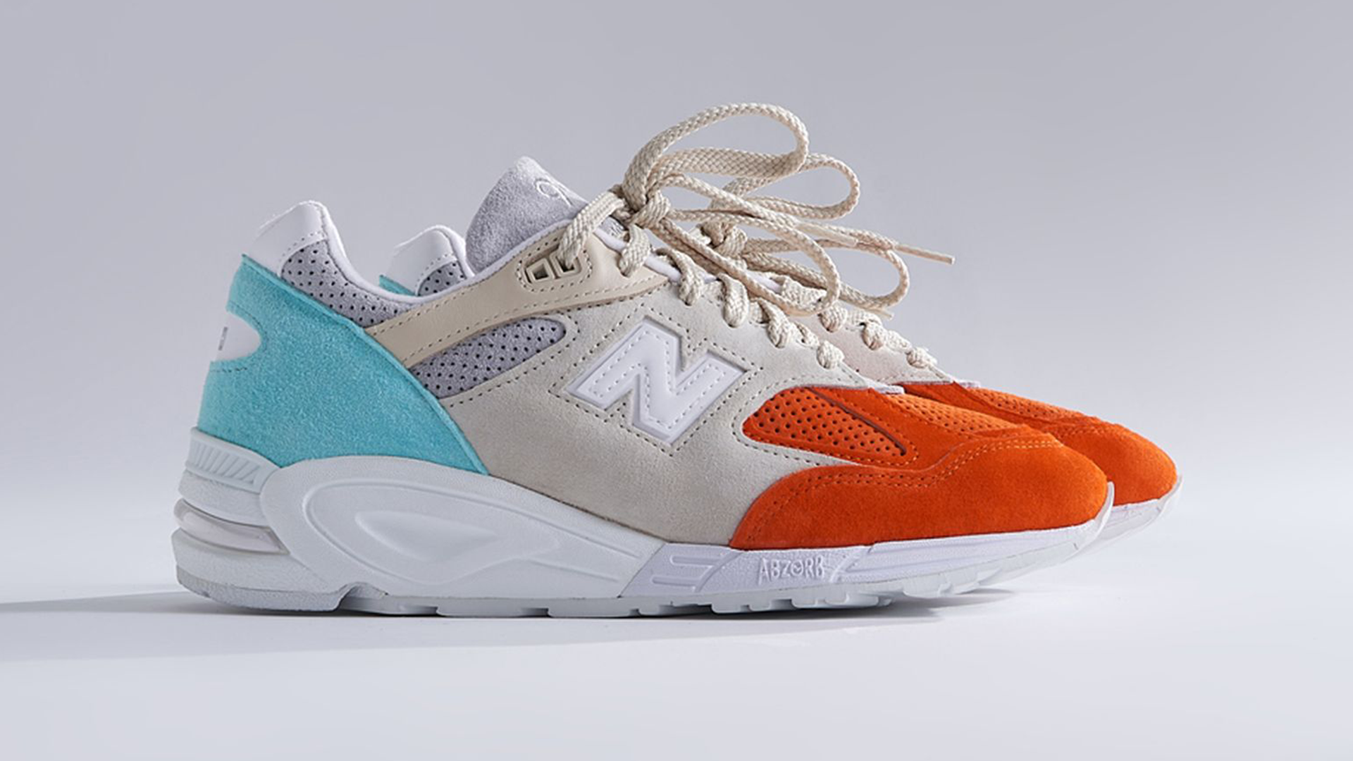 KITH × New Balance M990V2 KC2 Cyclades