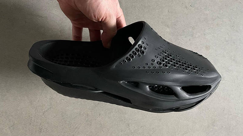 Matthew M Williams x Nike Slide Black Side