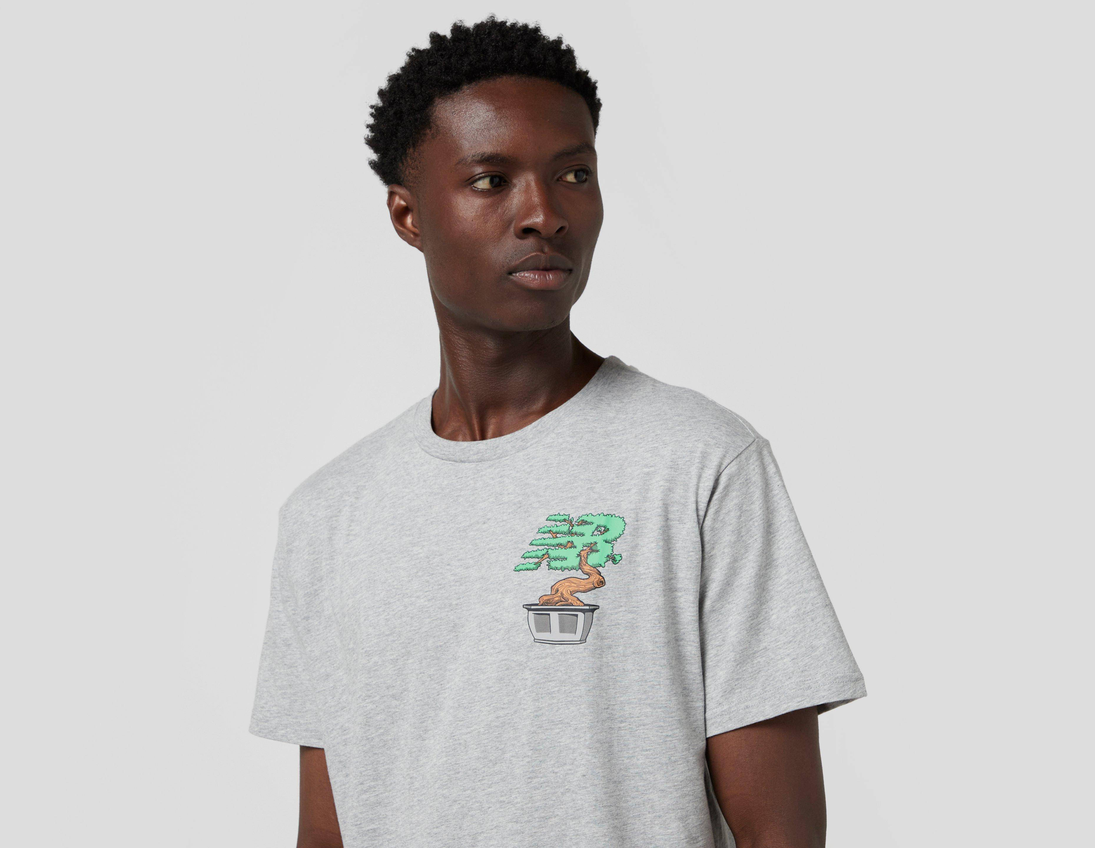 New Balance Essentials Roots Graphic T-Shirt Grey face