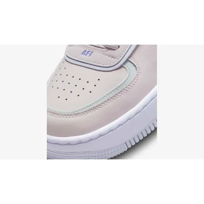 Light up outlet air force 1