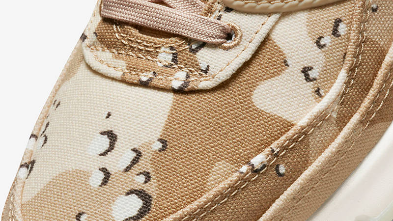 nike airmax desert camo