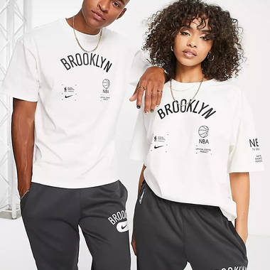 Nike Basketball NBA Brooklyn Nets Courtside T-Shirt